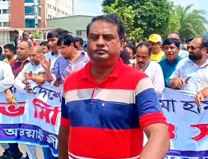 ভাষা শহীদদের প্রতি শ্রদ্ধা জানিয়েছেন, কাজী হারুন