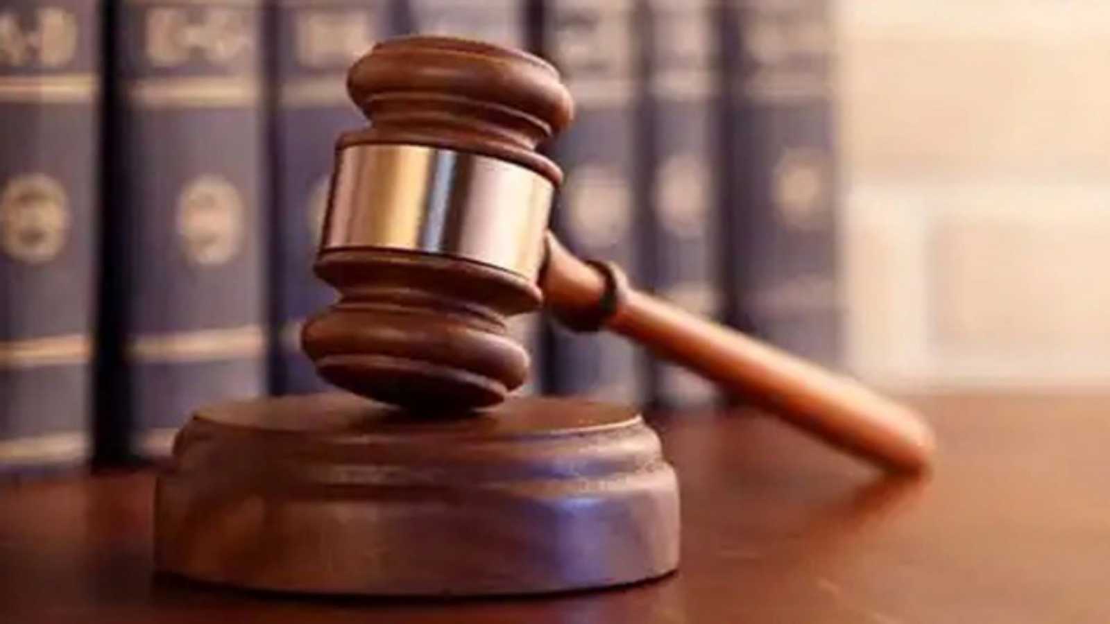 রাণীনগরে ভ্রাম্যমান আদালতে মাদকসেবী দুইজনের কারাদন্ড