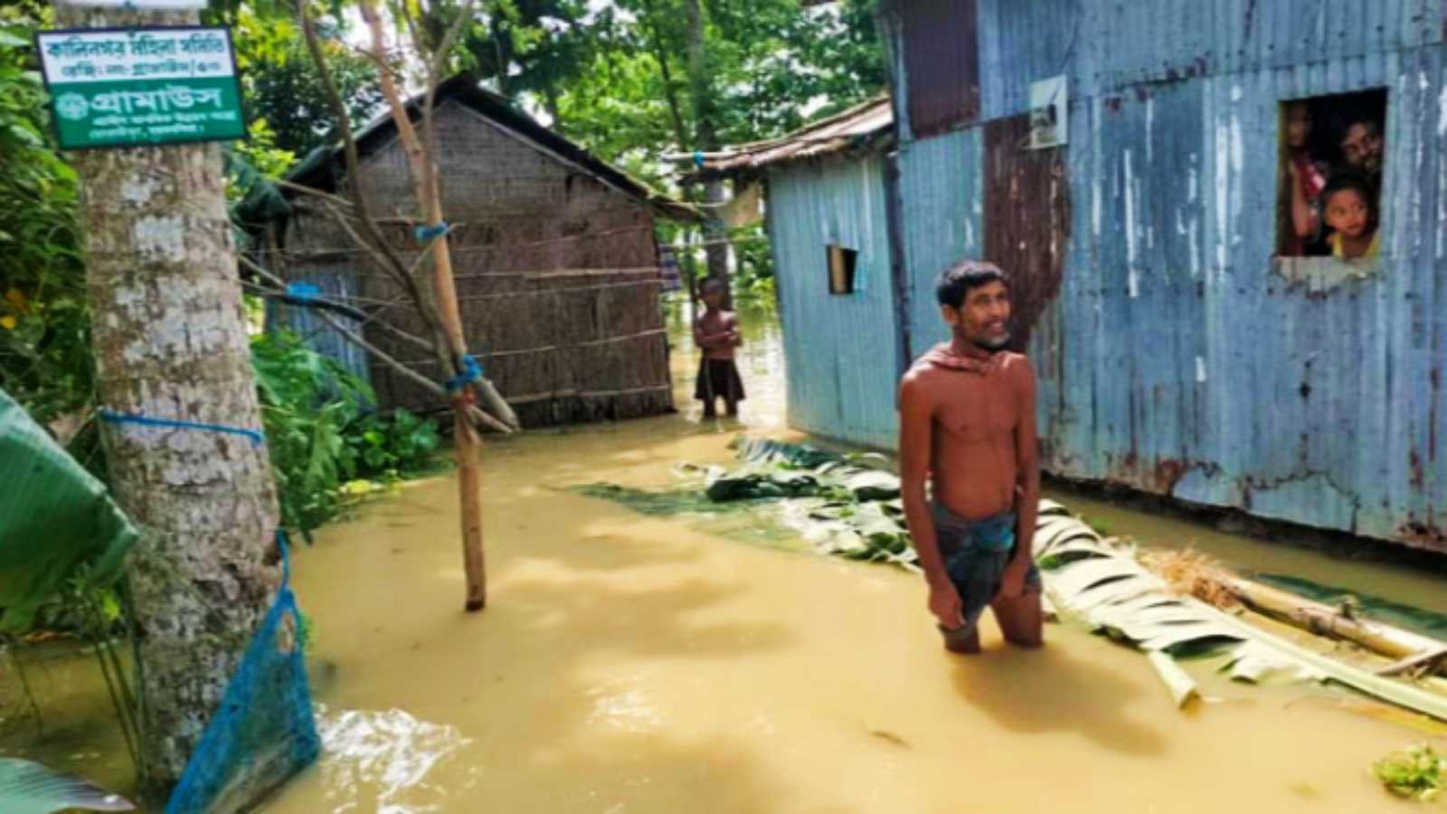 হালুয়াঘাট ধোবাউড়া ও ফুলপুর উপজেলায় পানিবন্দি ৩৪ হাজার পরিবার