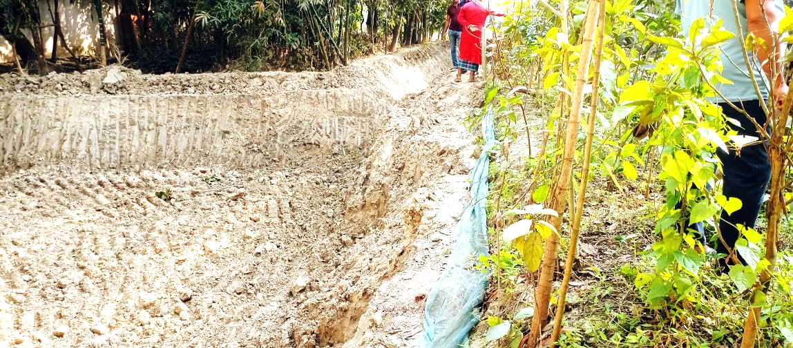 নিজের জমি থেকে মাটি কেটে জেল খেটেছে এসএসসি পরীক্ষার্থী
