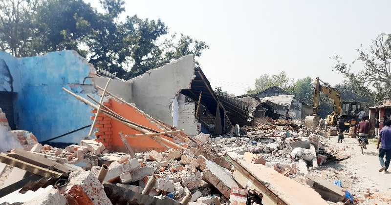 রাণীনগরে অর্ধশত অবৈধ স্থাপনা উচ্ছেদ