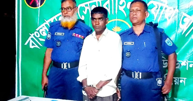 সাঘাটায় সেনাবাহিনীর অভিযানে ইয়াবাসহ মাদক কারবারি আটক