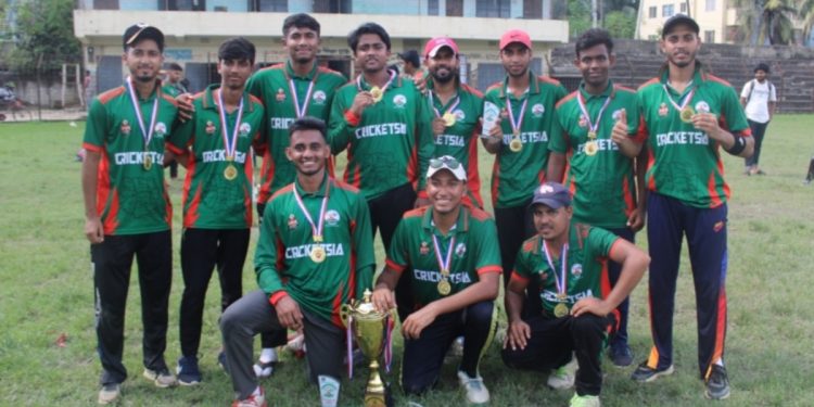 নওগাঁয় ক্রিকেটাসিয়ার আপরাইজিং কাপ টি-১০’ ক্রিকেট টুর্নামেন্টের ফাইনাল সম্পন্ন