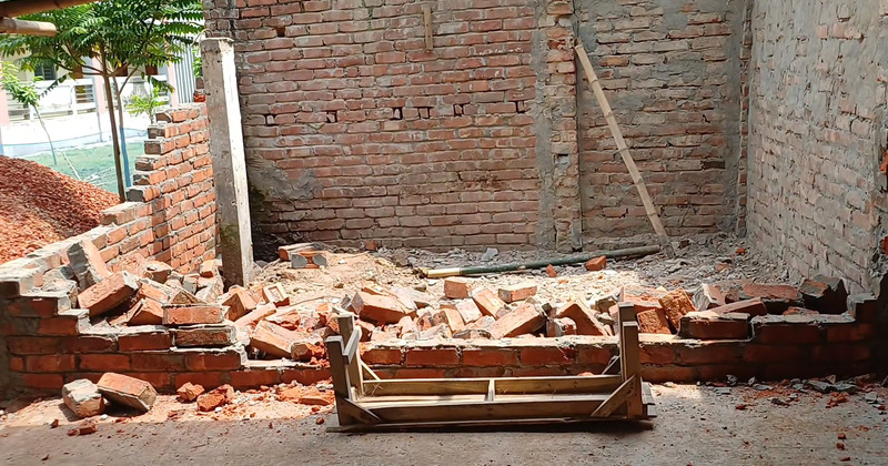 রাণীনগরে বিদ্যালয়ে ভাঙচুরের অভিযোগ