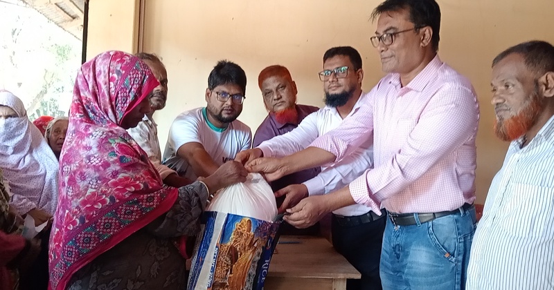 নবাবগঞ্জে খোলা বাজারে ওএমএস কার্যক্রমের আটা বিক্রয় এর উদ্বোধন 