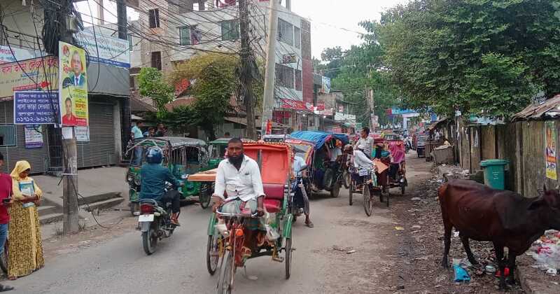 খোলা ডাস্টবিনের দুর্গন্ধে অতিষ্ঠ পৌর শহর, উন্মুক্ত ডাস্টবিন সরানোর দাবি কুড়পাড়বাসীর
