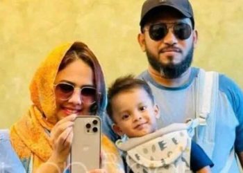 উত্তরায় আগুনে দগ্ধ হয়ে ৬ জনের মৃত্যু চৌদ্দগ্রামে পাশাপাশি দাফন করা হয়েছে ৩ জনকে,